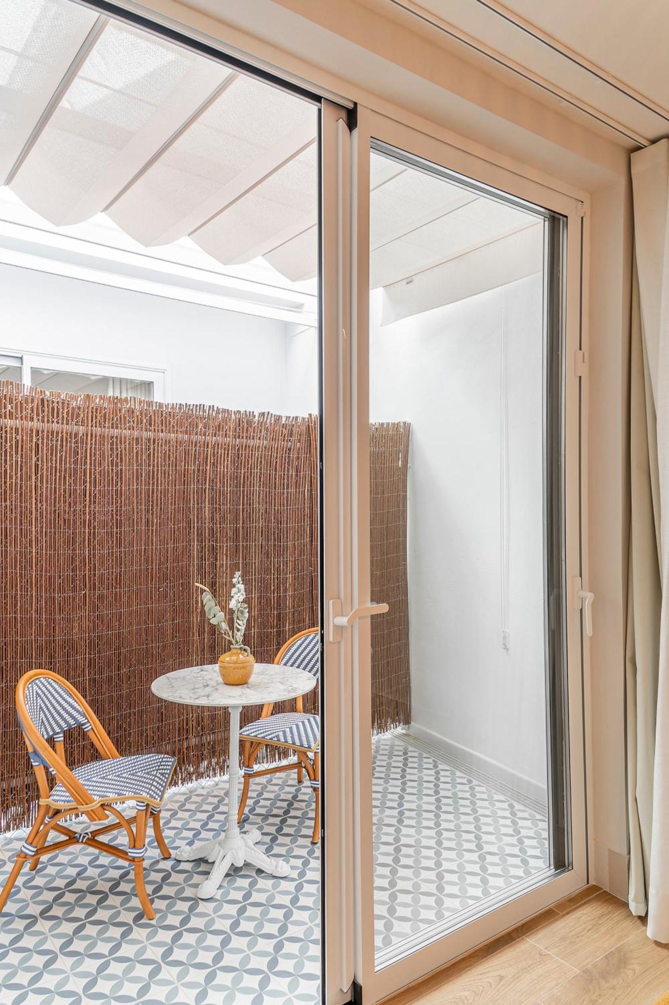 Malvarrosa Beach Stay! Walencja Zewnętrze zdjęcie